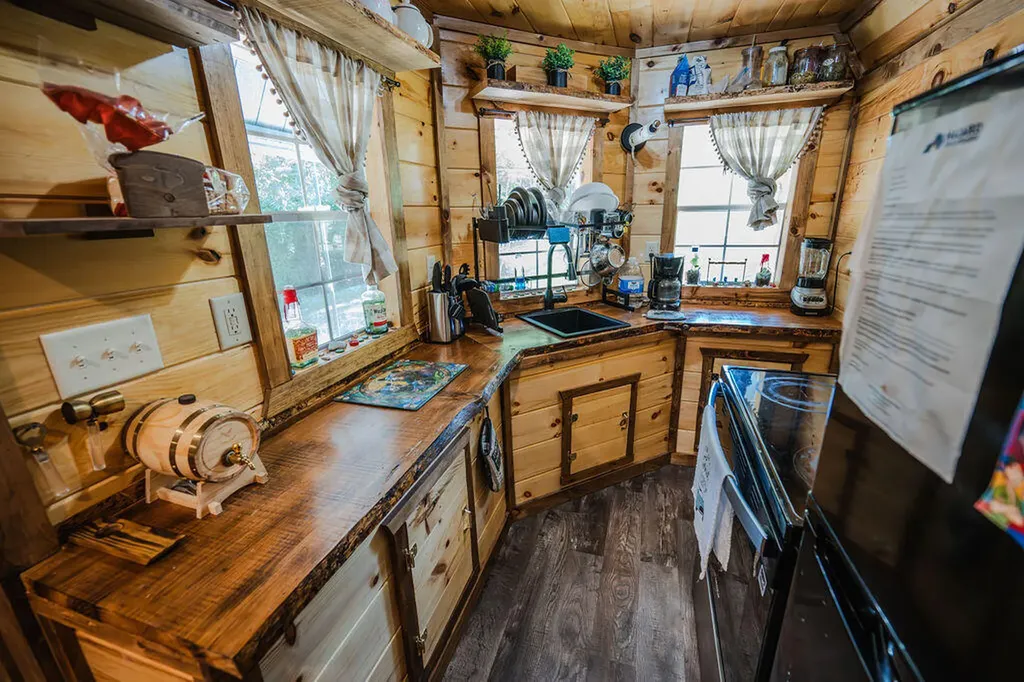 22 Randa Smith Road Beattyville KY 41311