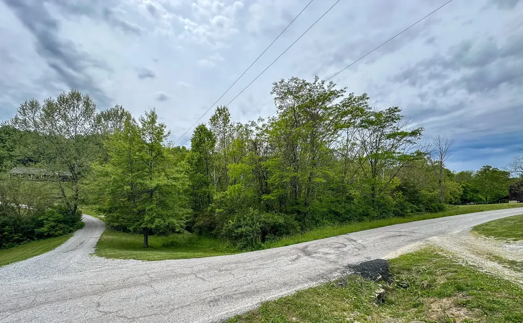 3159 10 Mile Road Melbourne KY 41059