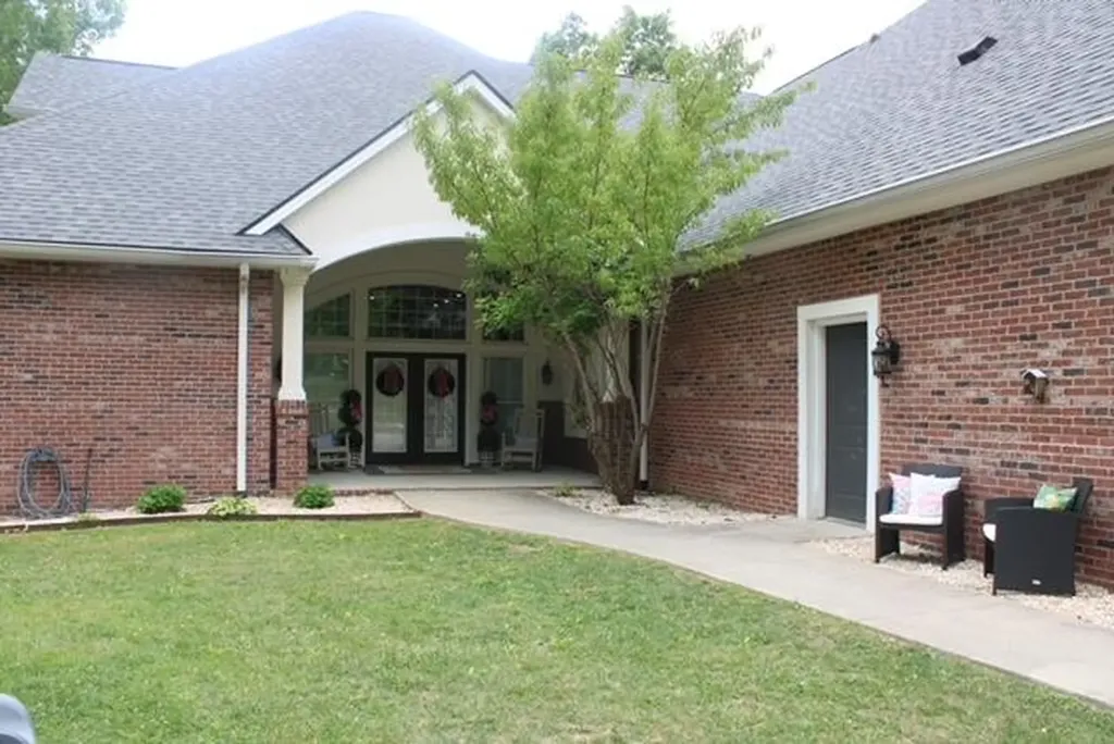 80 Seven Oaks Corbin KY 40701