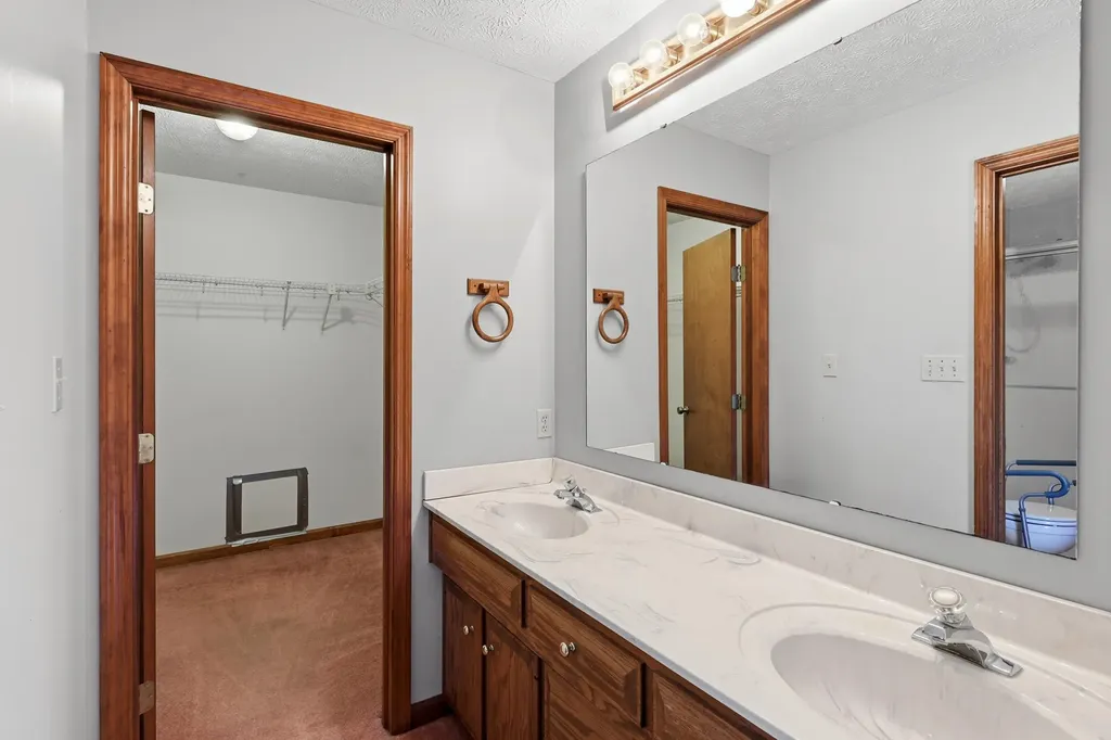 168 Dory Drive Salvisa KY 40372