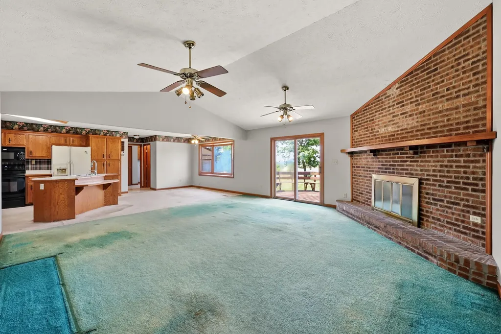 168 Dory Drive Salvisa KY 40372