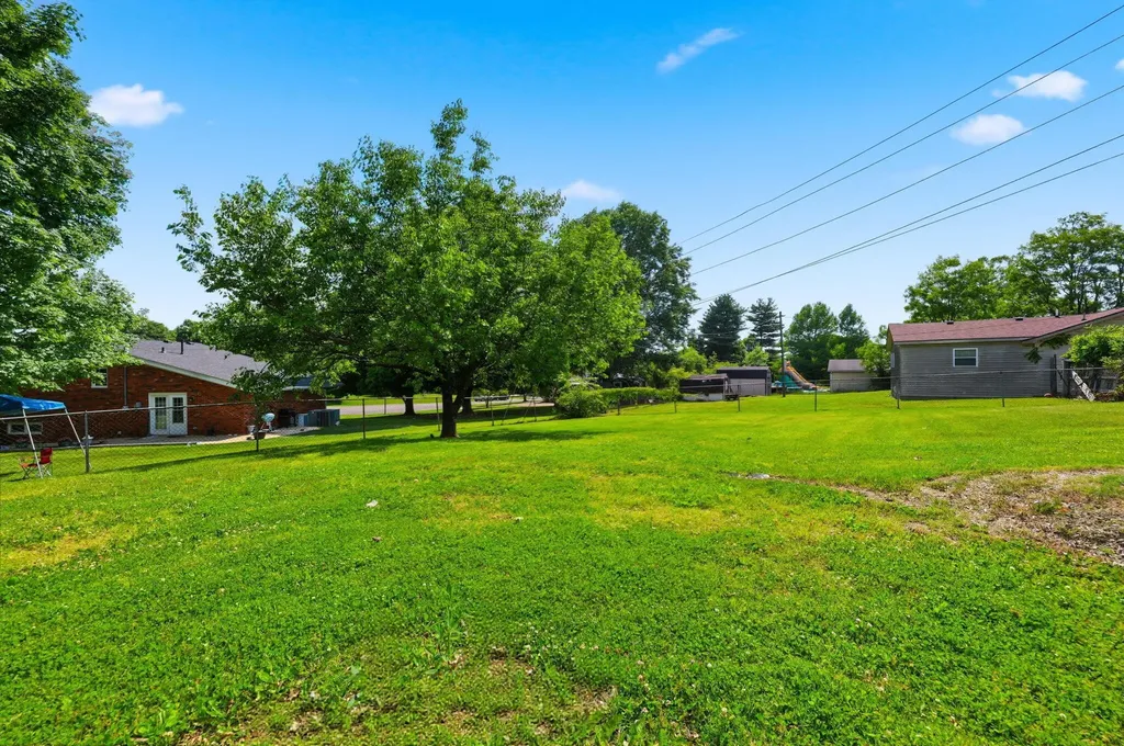 607 Keeneland Drive Bardstown KY 40004