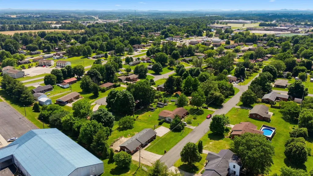 607 Keeneland Drive Bardstown KY 40004