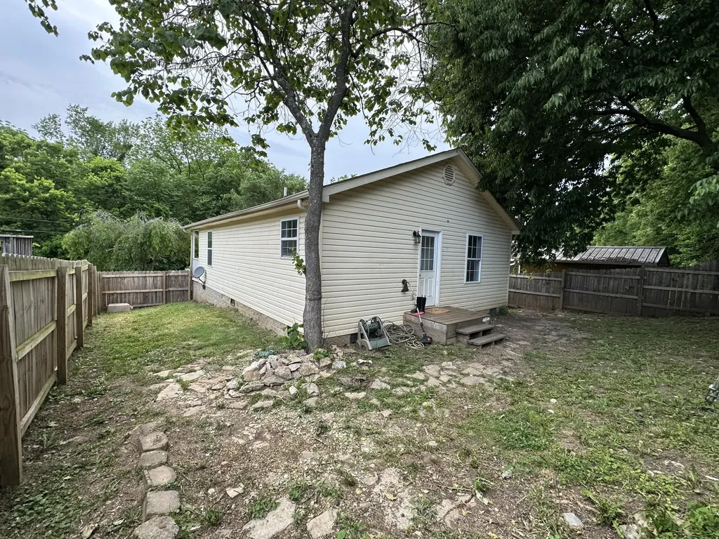 306 N Water Street Georgetown KY 40324