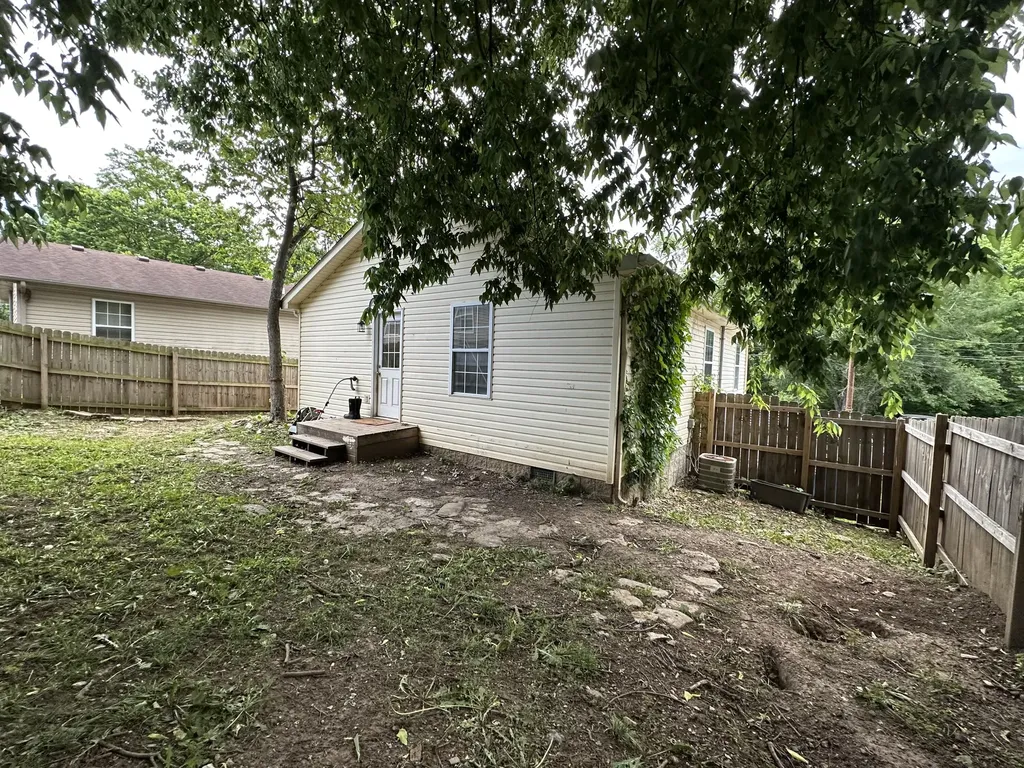 306 N Water Street Georgetown KY 40324