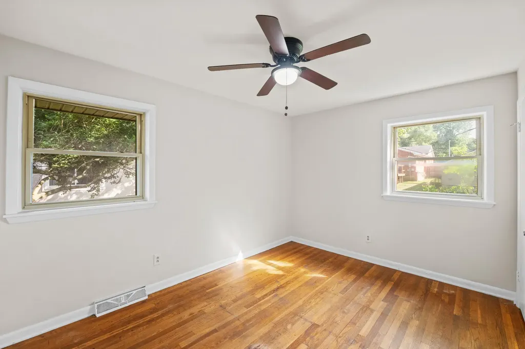 1644 Brittany Lane Lexington KY 40504