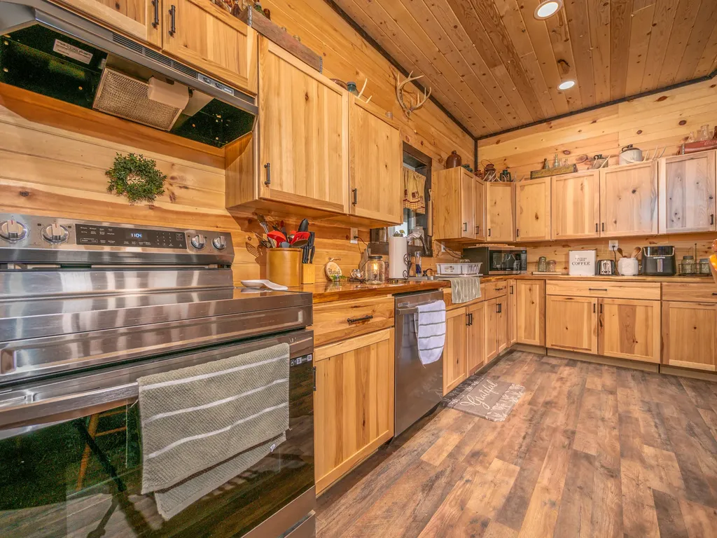 2850 Tea Run Road Ewing KY 41039