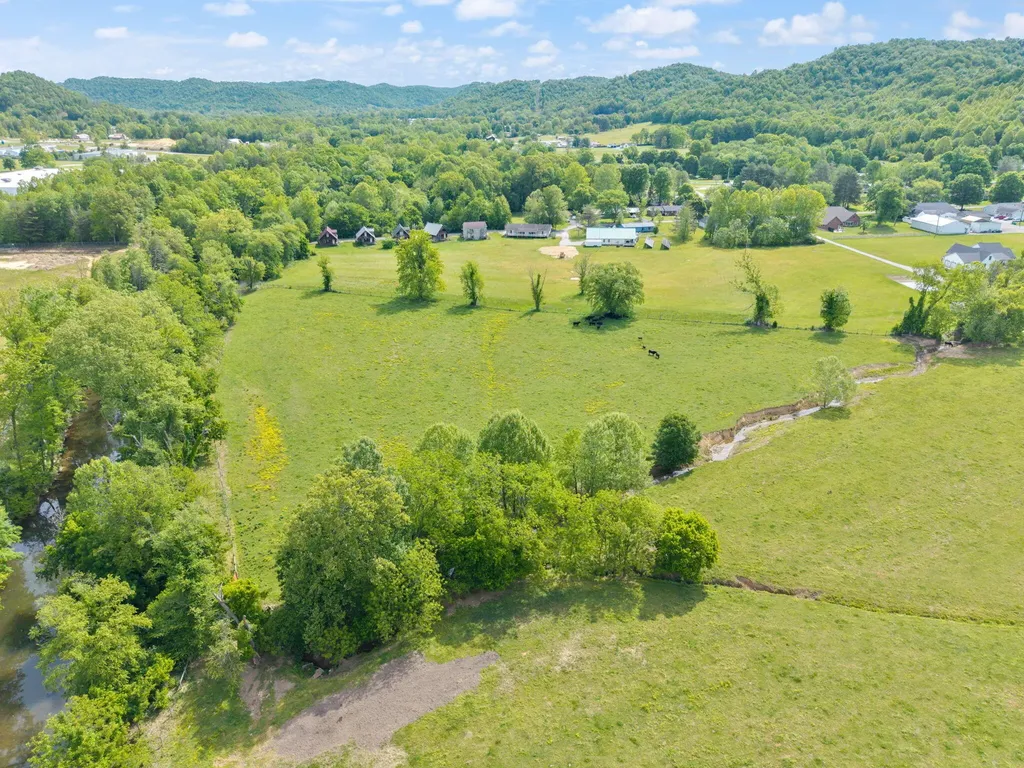 2560 Mcbrayer Road Clearfield KY 40313