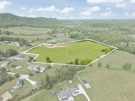 2560 Mcbrayer Road Clearfield KY 40313