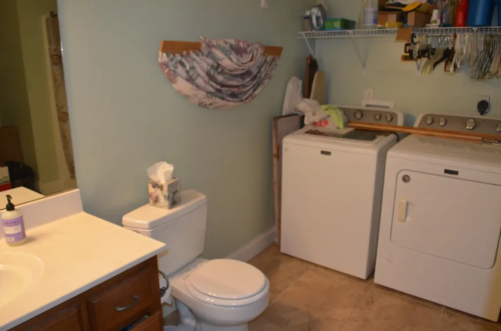 15 Delmas Gilliam Road London KY 40741