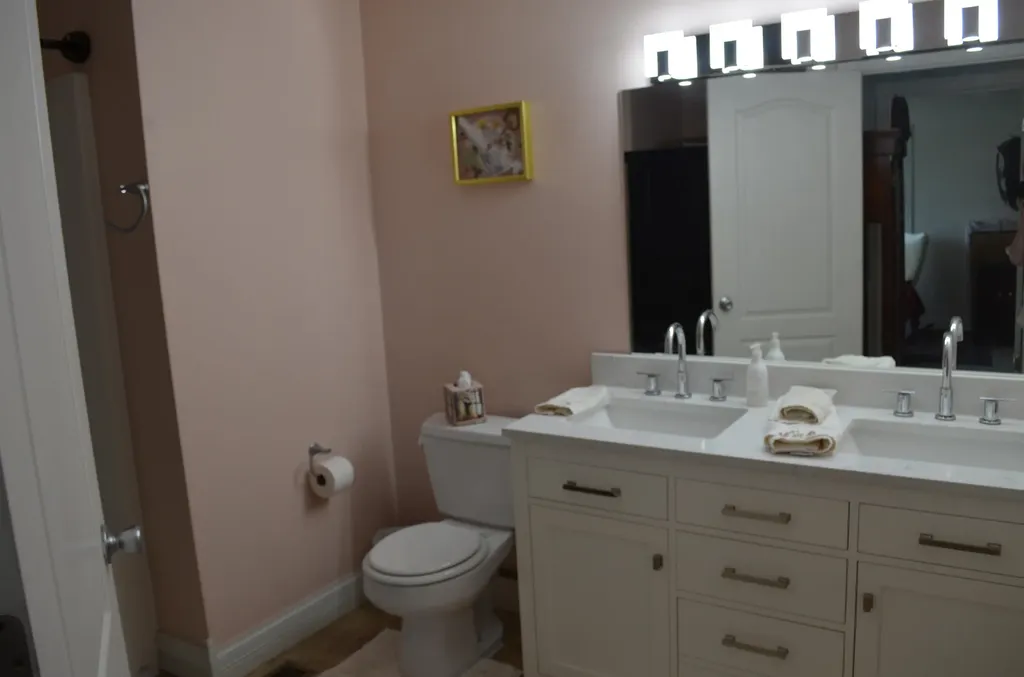 15 Delmas Gilliam Road London KY 40741