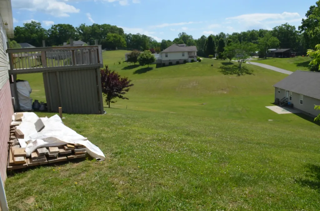 15 Delmas Gilliam Road London KY 40741