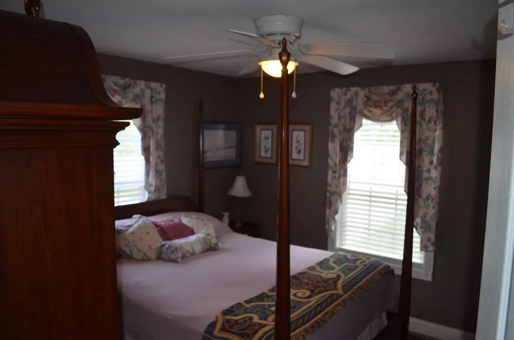 15 Delmas Gilliam Road London KY 40741
