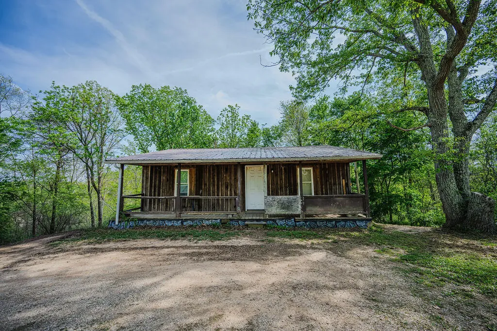 2463 Virden Ridge Road Clay City KY 40312