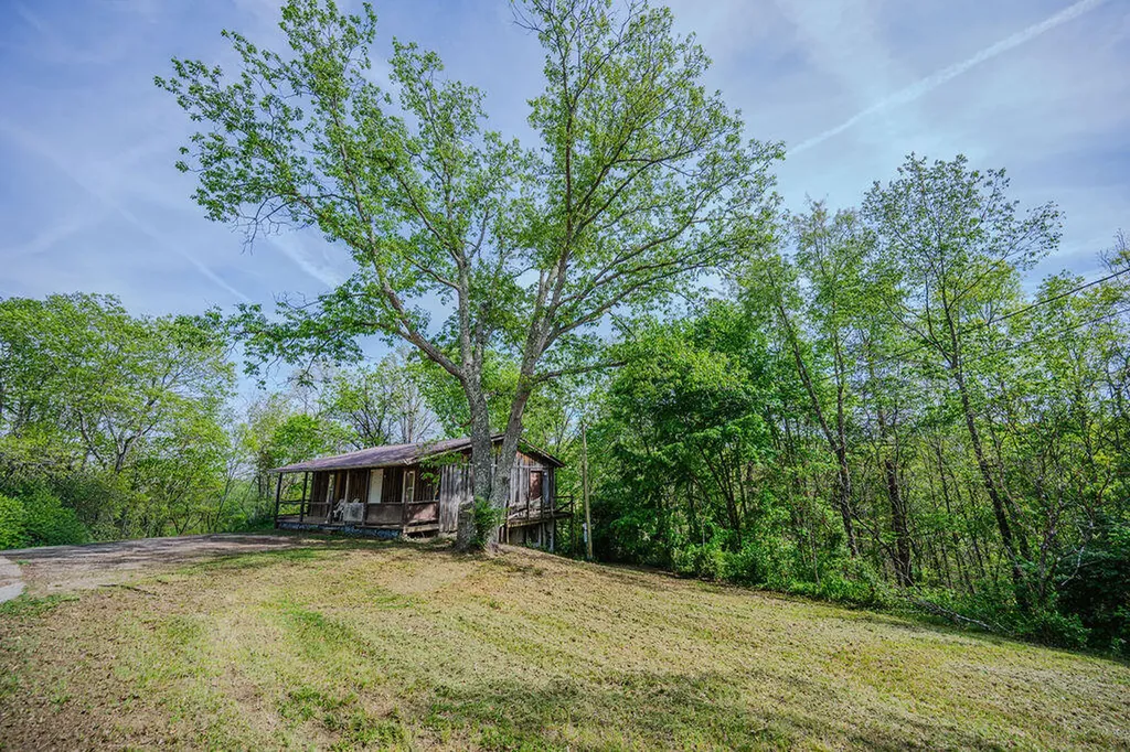 2463 Virden Ridge Road Clay City KY 40312