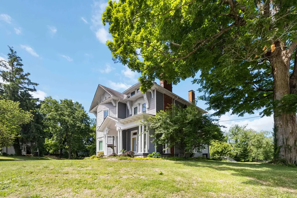 217 Lexington Street Lancaster KY 40444