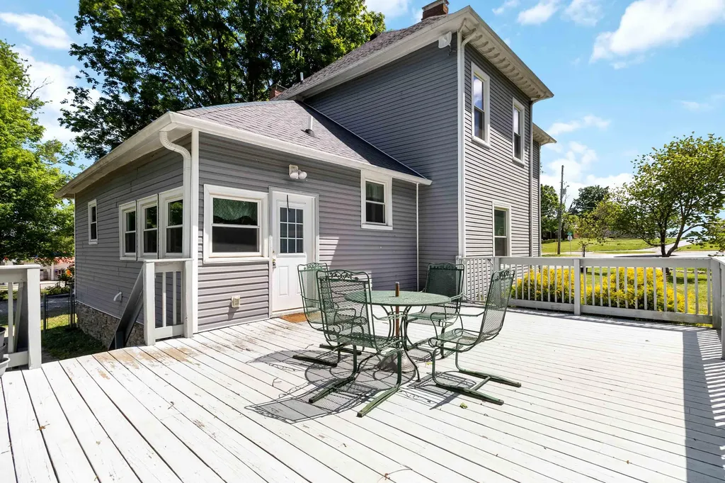 217 Lexington Street Lancaster KY 40444
