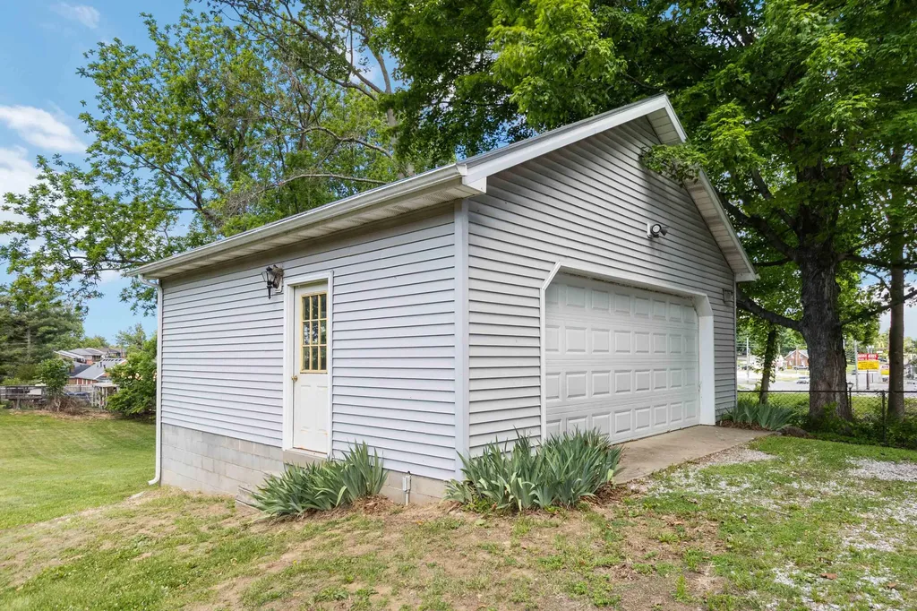 217 Lexington Street Lancaster KY 40444