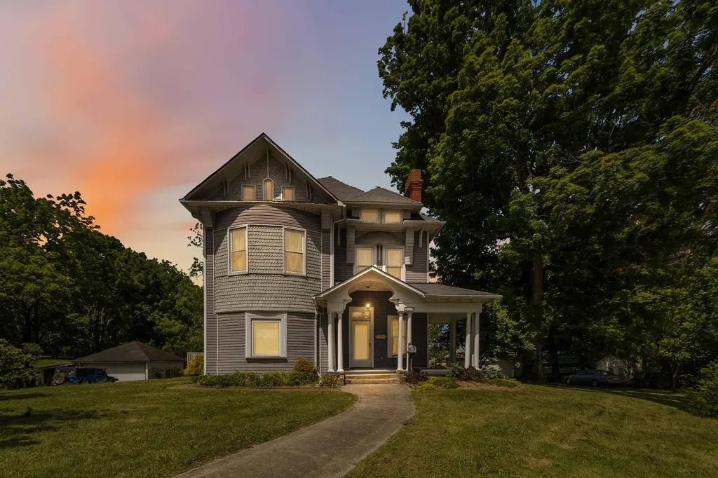 217 Lexington Street Lancaster KY 40444