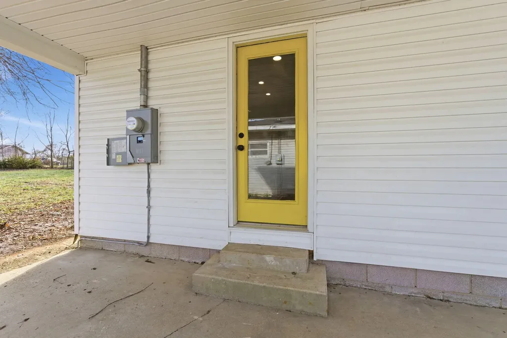 99 Orchard Street Crab Orchard KY 40419