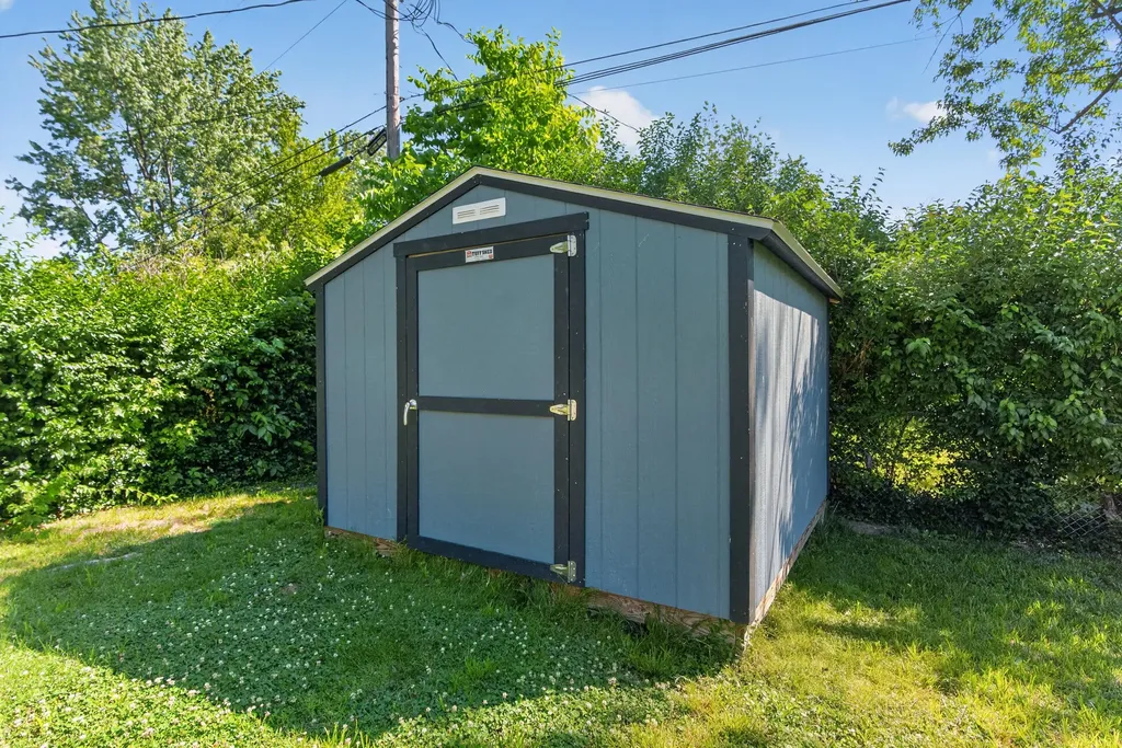 1407 Beulah Park Lexington KY 40517