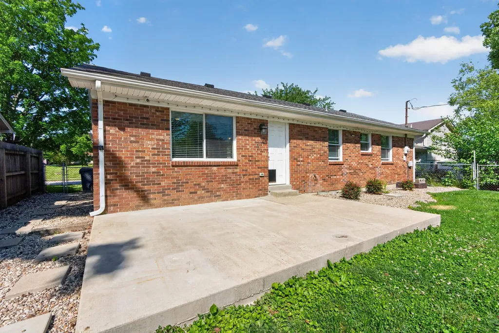 1407 Beulah Park Lexington KY 40517