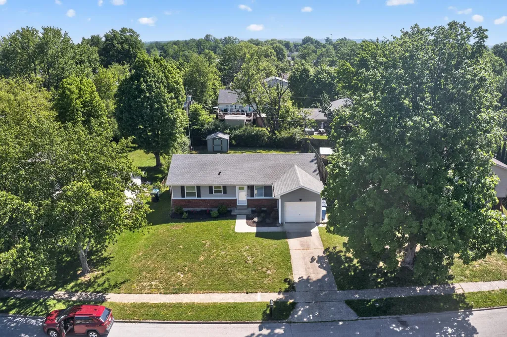 1407 Beulah Park Lexington KY 40517