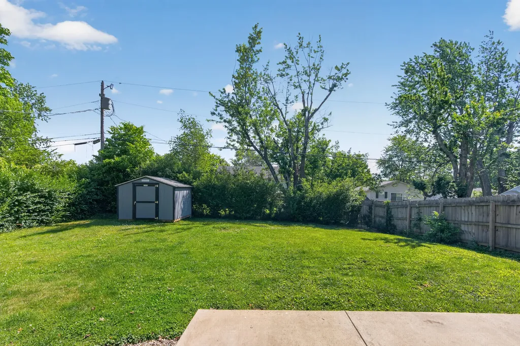 1407 Beulah Park Lexington KY 40517