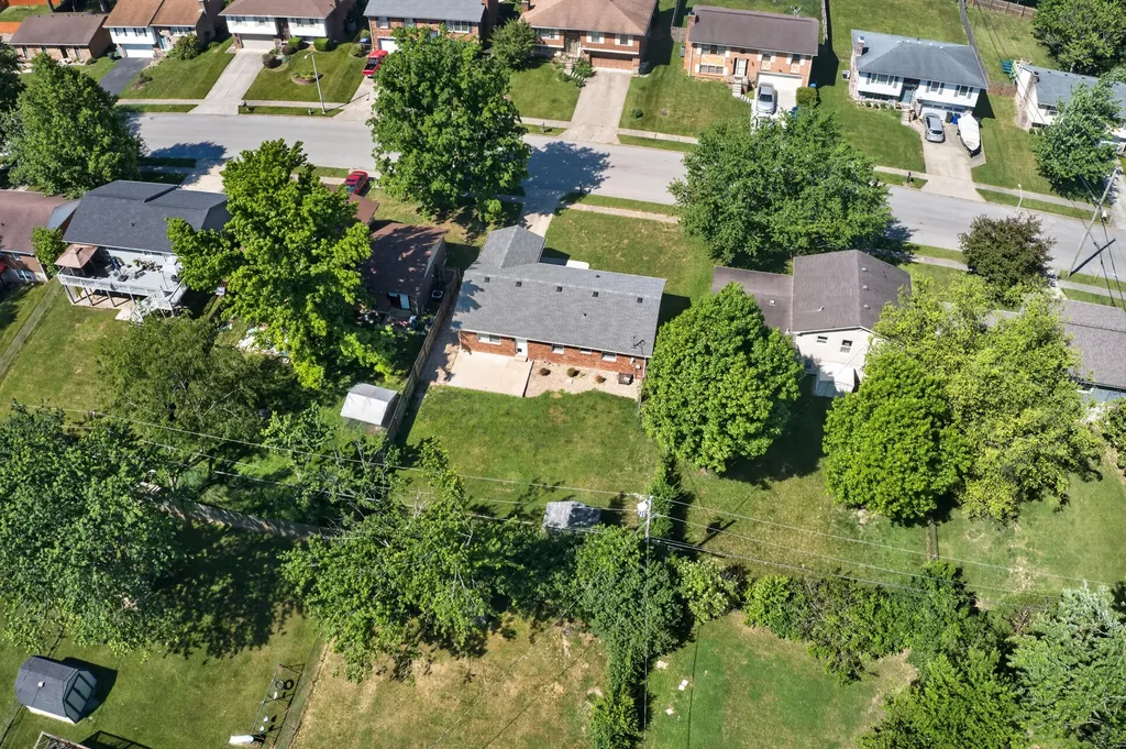 1407 Beulah Park Lexington KY 40517