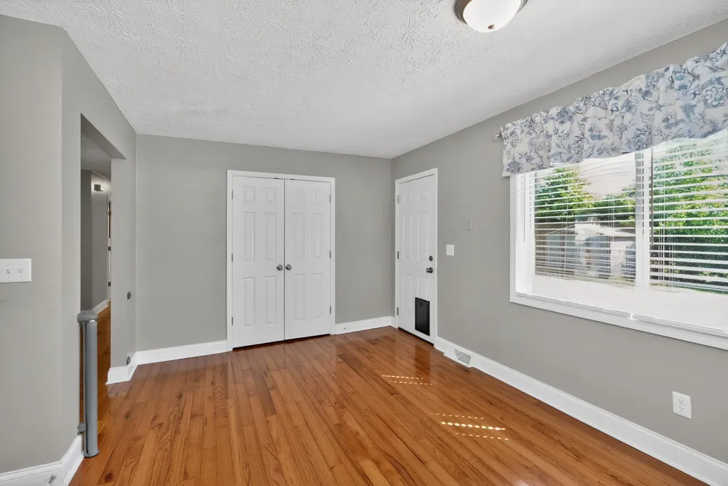 1407 Beulah Park Lexington KY 40517