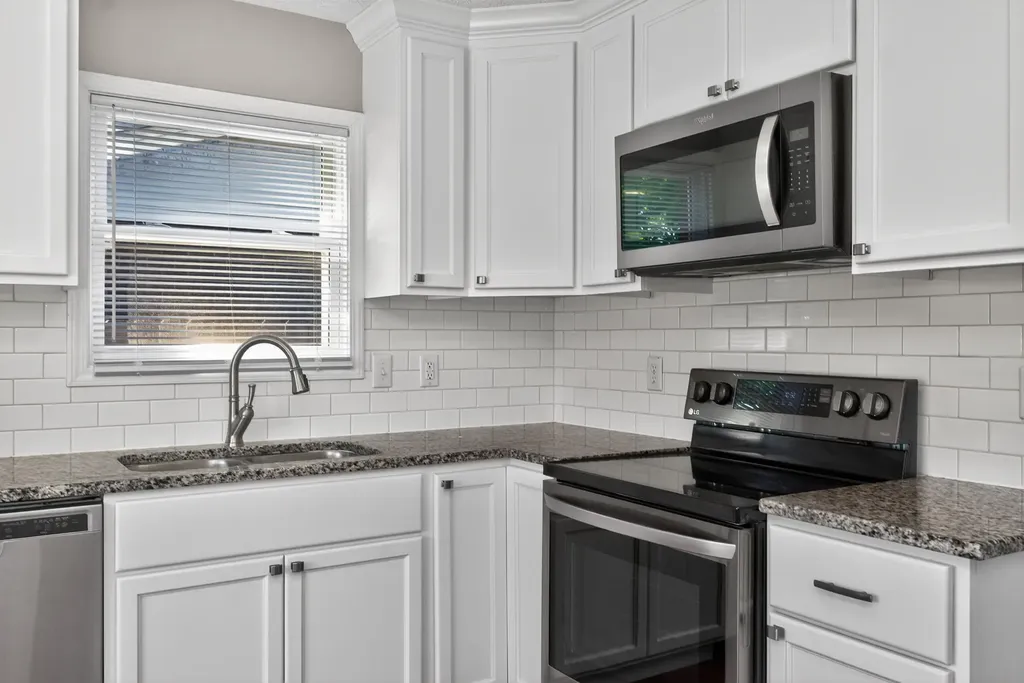 1407 Beulah Park Lexington KY 40517
