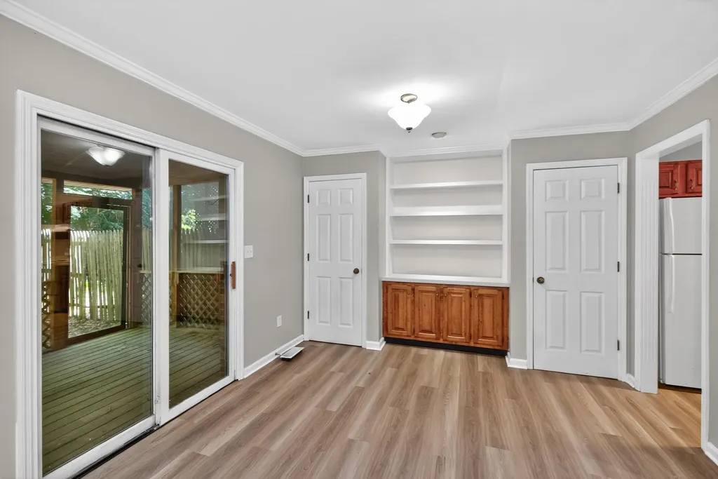 3413 Springlake Drive Lexington KY 40517