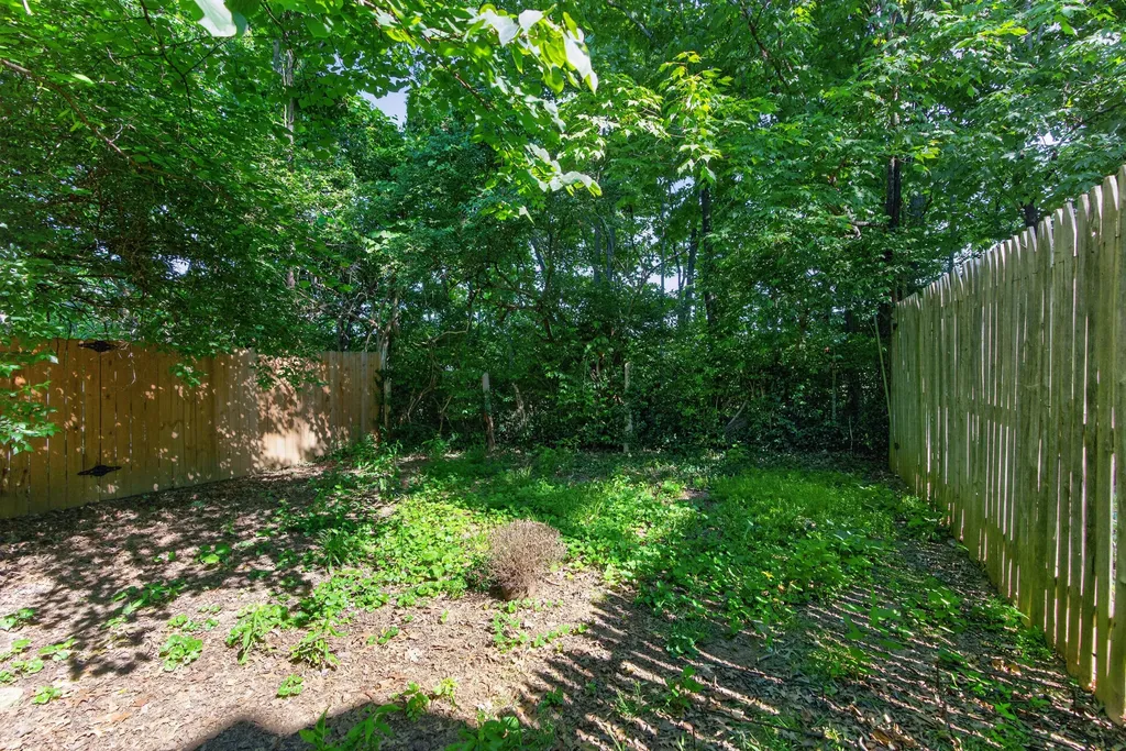 3413 Springlake Drive Lexington KY 40517