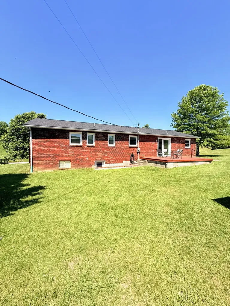 3439 Upper Jackstown Road Carlisle KY 40311