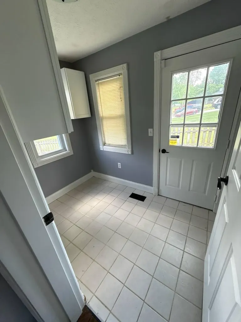 203 Fairgrounds Street Columbia KY 42728