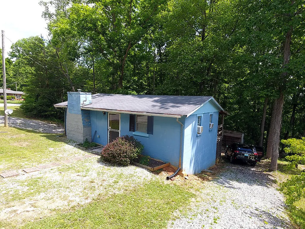 277 Camp Attrahunt Road Monticello KY 42633
