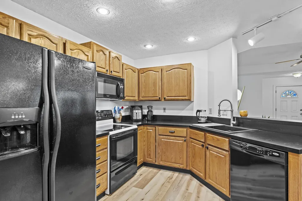 148 Barren River Boulevard Georgetown KY 40324