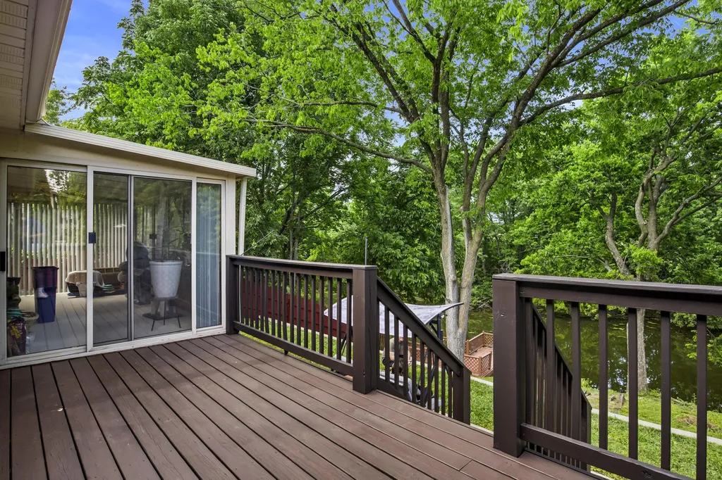 148 Barren River Boulevard Georgetown KY 40324
