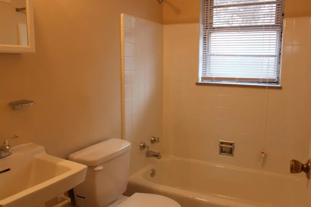 2215 Coburn Boulevard Lexington KY 40502