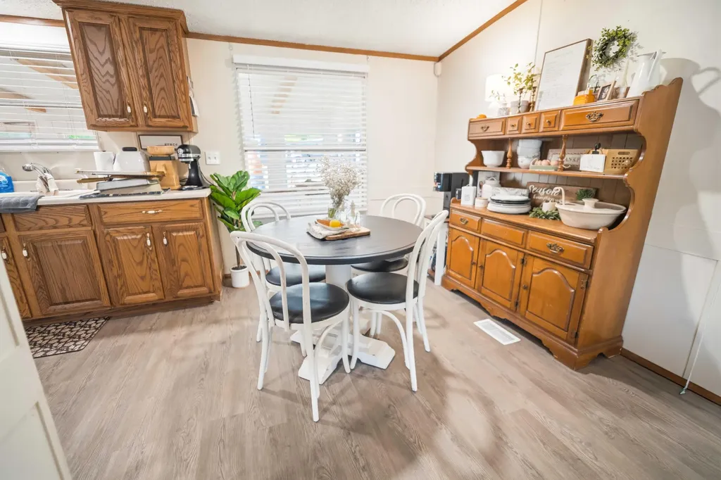 21 Pear Tree Lane Burnside KY 42519