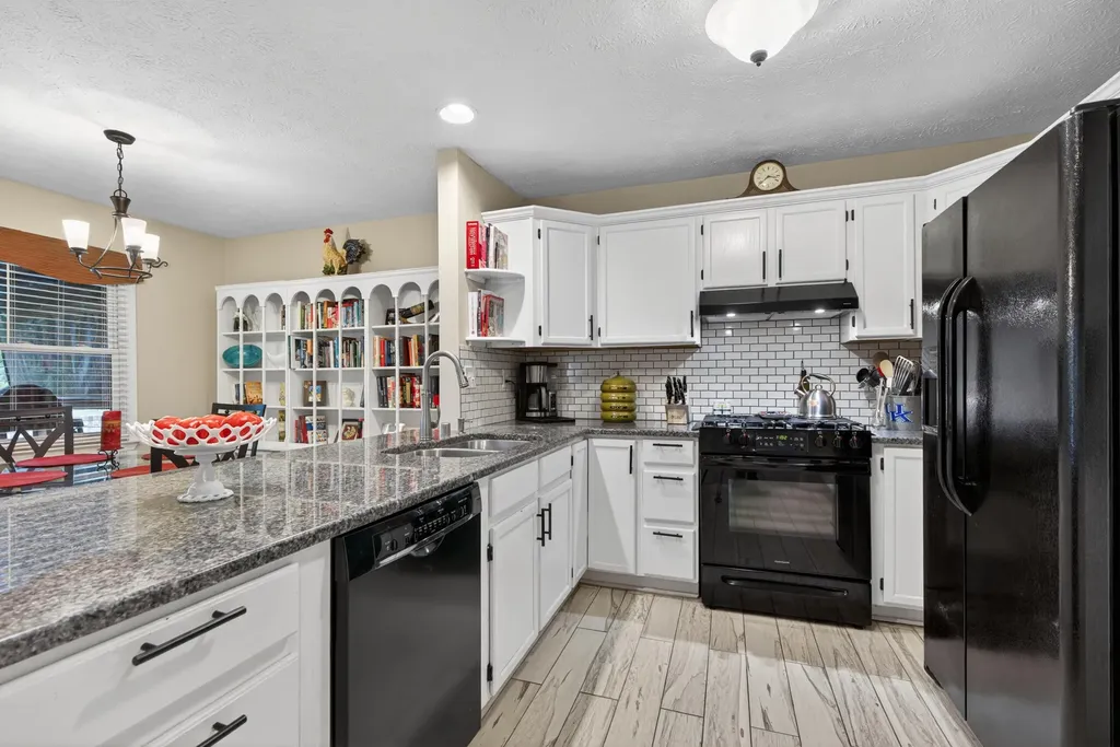 3644 Beechwood Circle Lexington KY 40514