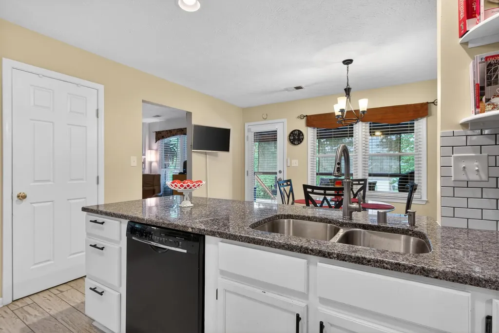 3644 Beechwood Circle Lexington KY 40514