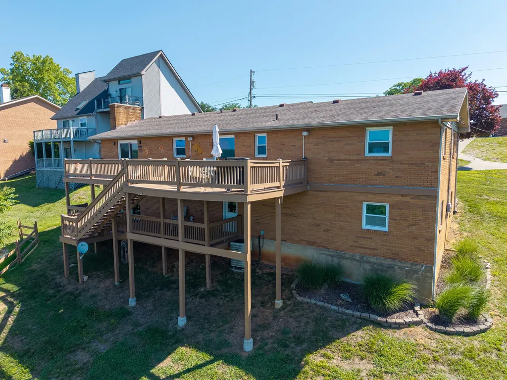 235 Lakeview Drive Somerset KY 42503