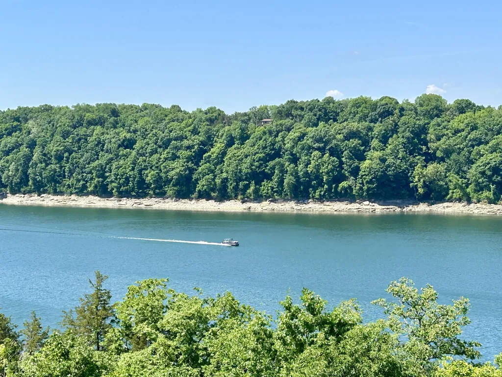 235 Lakeview Drive Somerset KY 42503