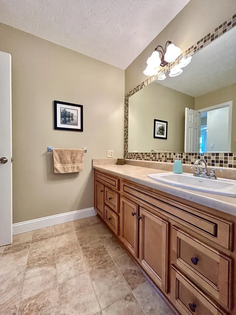 235 Lakeview Drive Somerset KY 42503