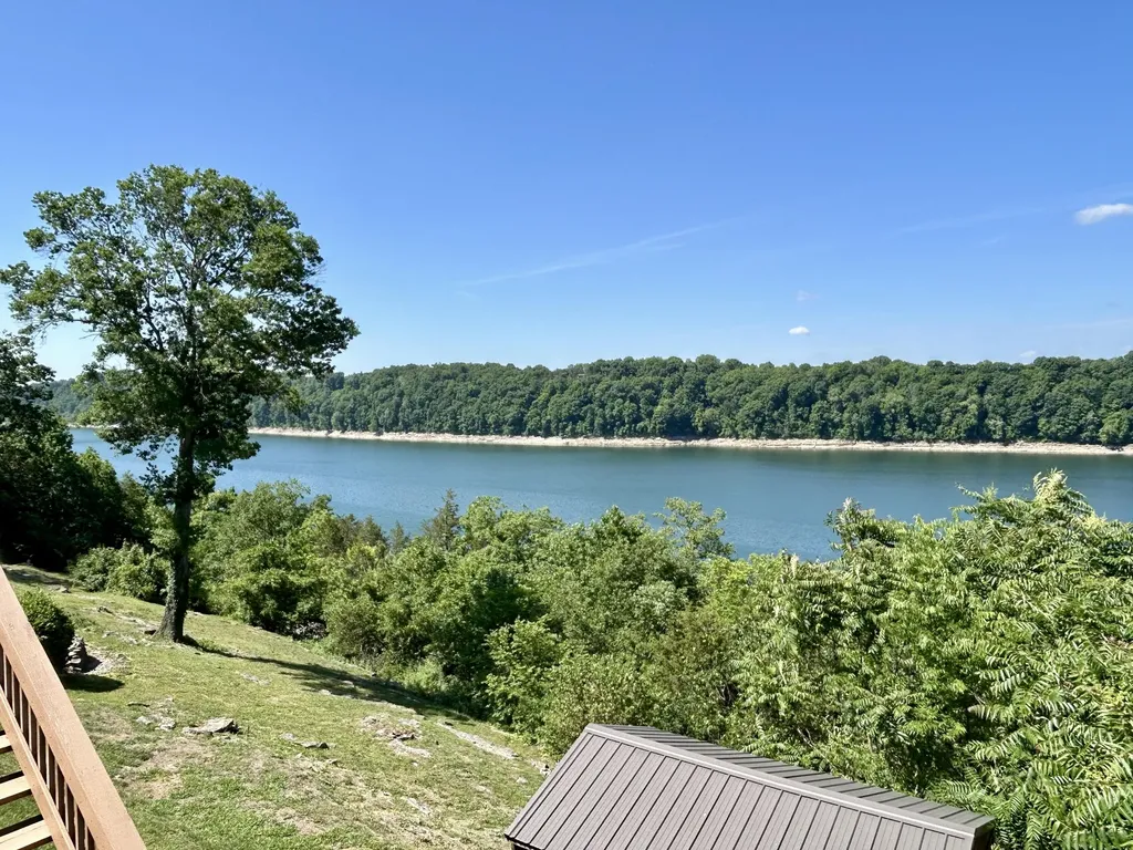 235 Lakeview Drive Somerset KY 42503