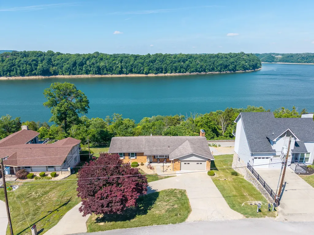 235 Lakeview Drive Somerset KY 42503
