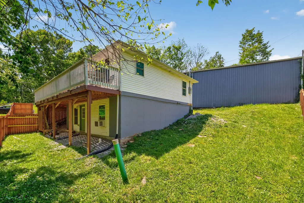 100 & 104 Vine Street Sadieville KY 40370