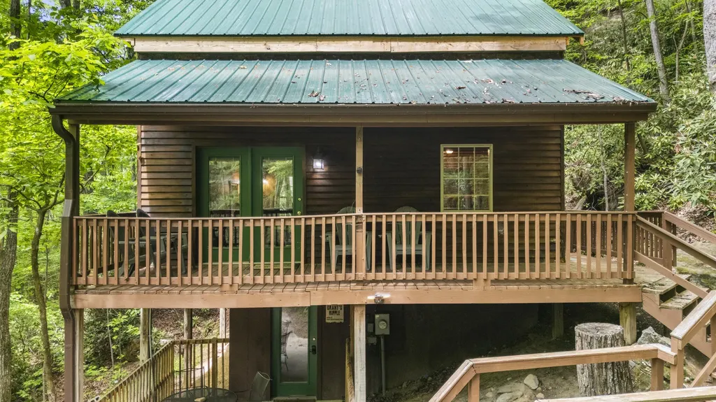 77 Lloyd Lane Stanton KY 40380