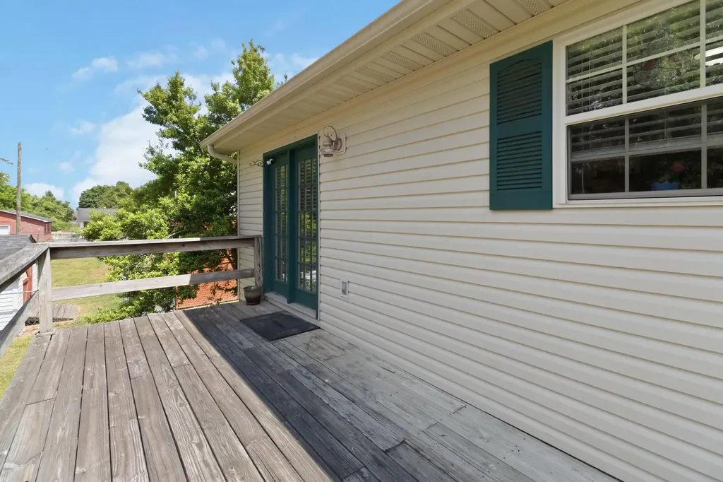 604 John Street Corbin KY 40701